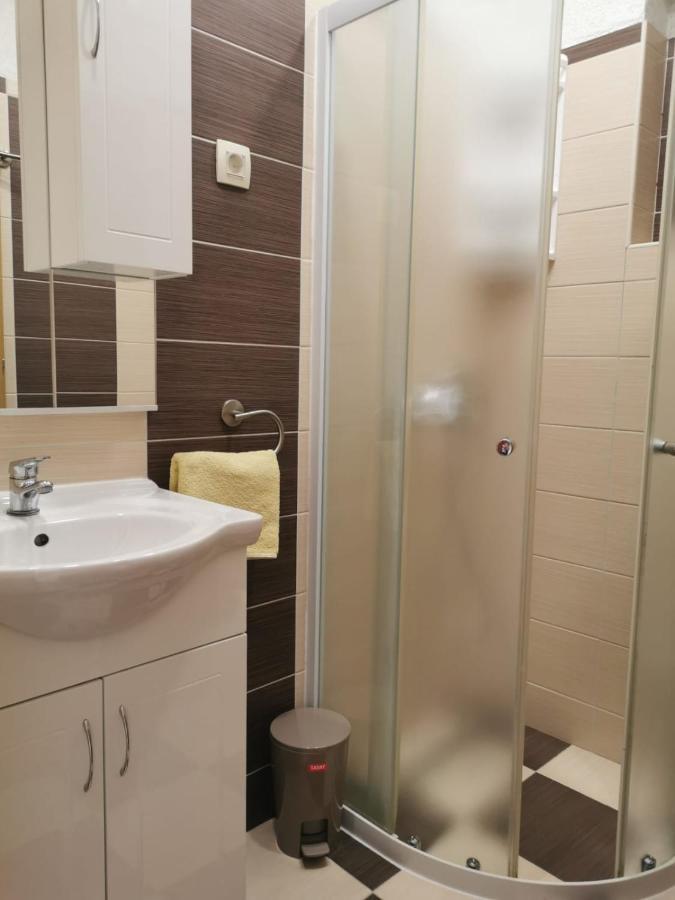 Apartman Ante Brela Dış mekan fotoğraf