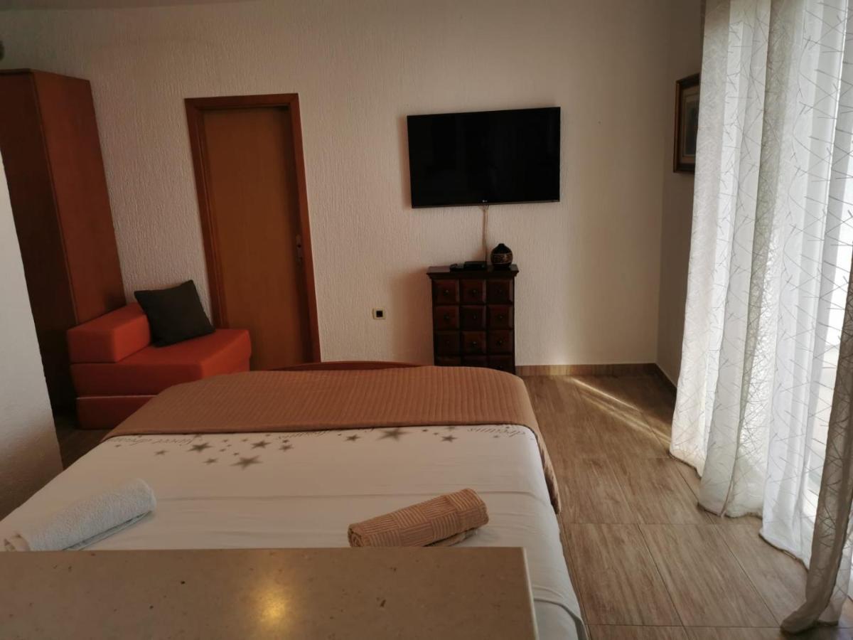 Apartman Ante Brela Dış mekan fotoğraf