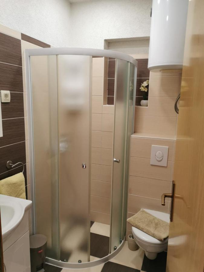 Apartman Ante Brela Dış mekan fotoğraf